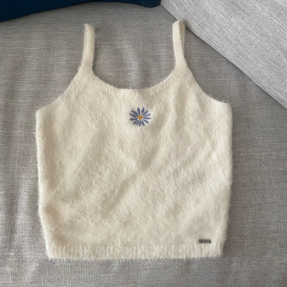 Hollister Flower Tank